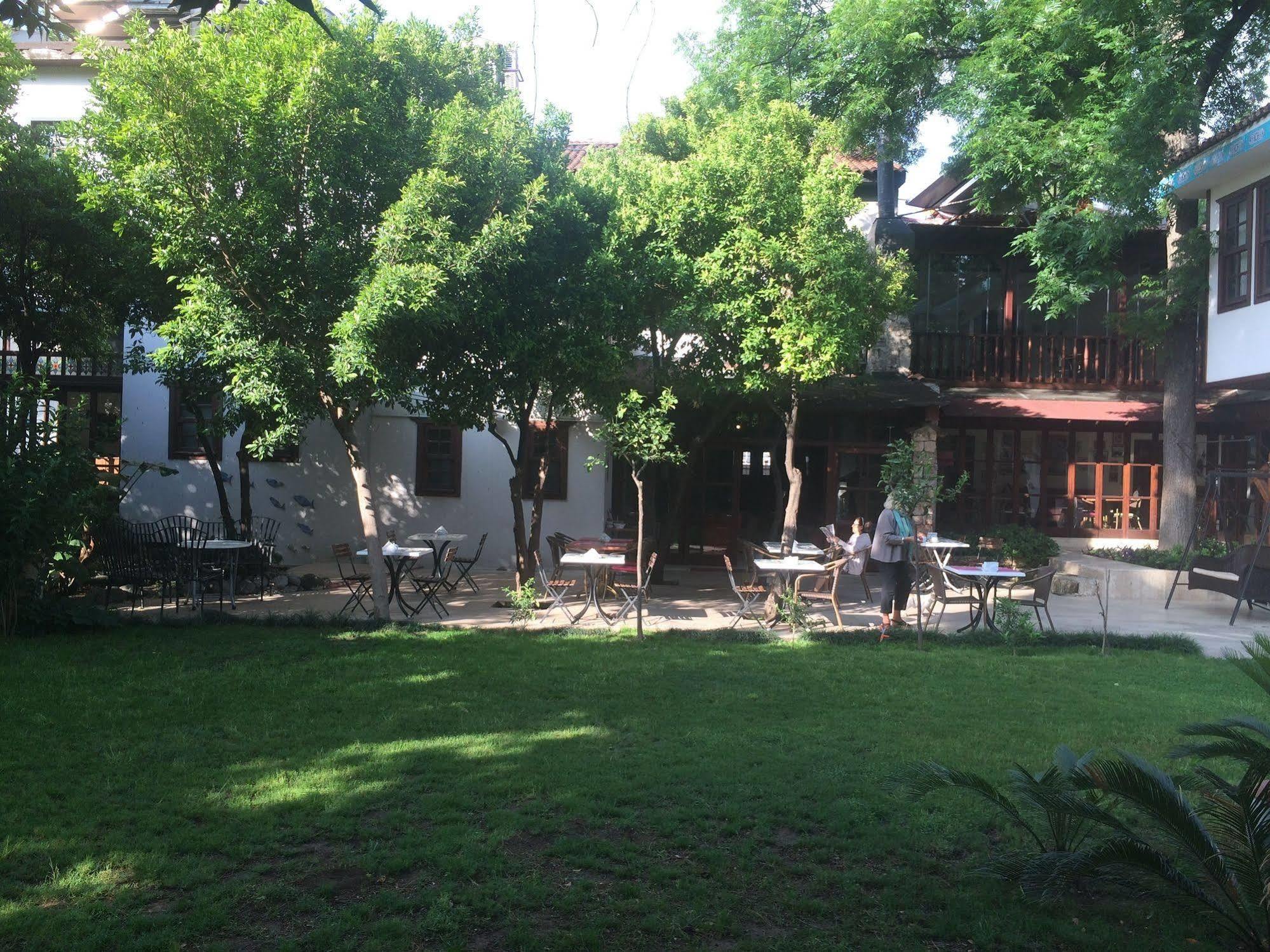 The Ninova Hotell Antalya Exteriör bild